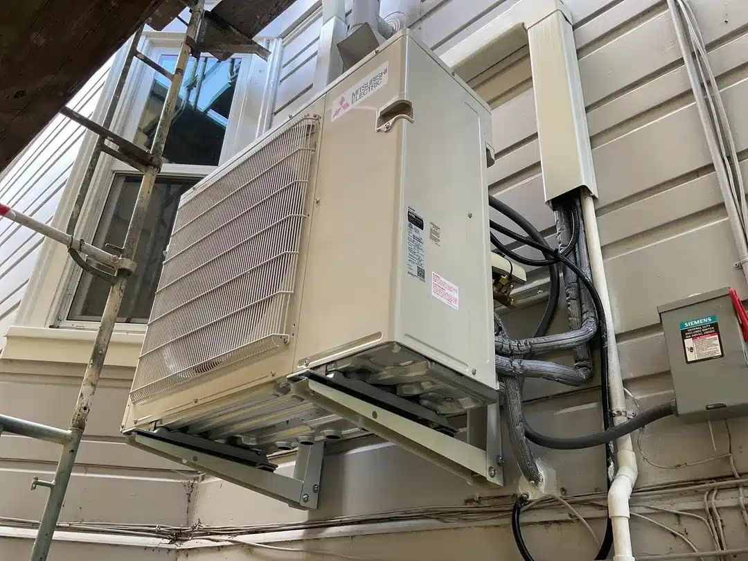 ductless vs ducted cooling systems in a modern Bay Area home